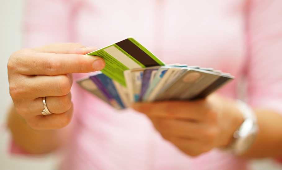 how may credit cards should you have