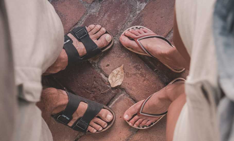 Best Flip-Flops For Men