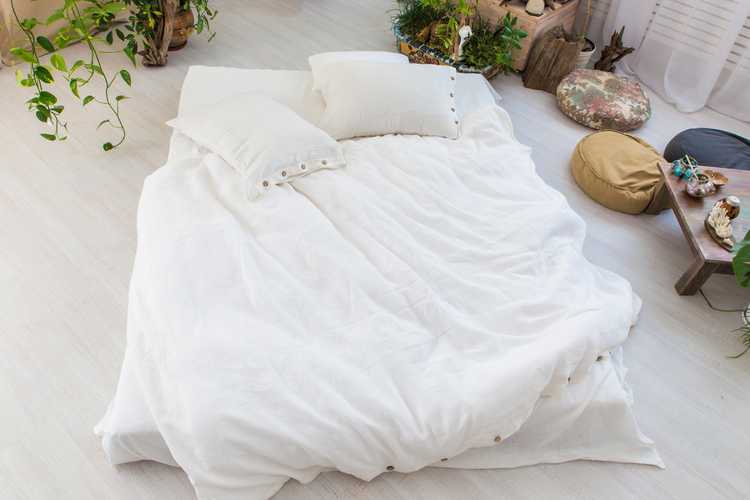 Best Down Alternative Comforters